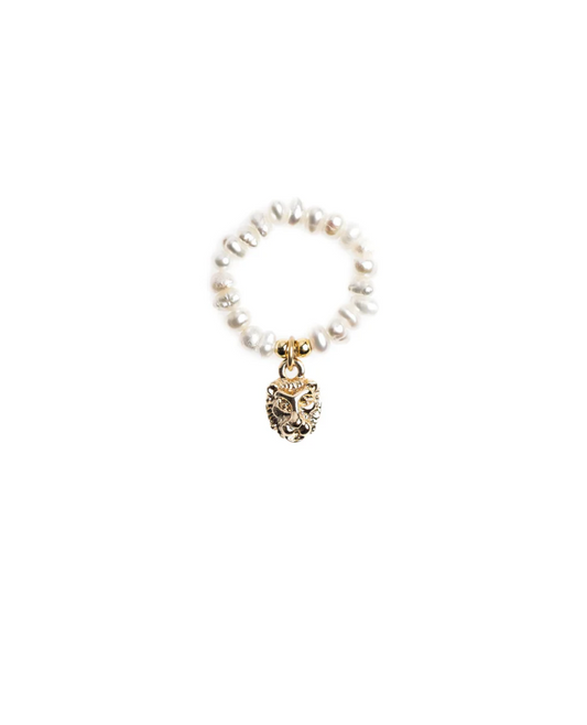 PEARL RING W/LION CHARM